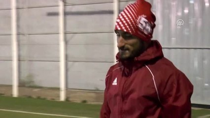 Demir Grup Sivasspor'da, Kasımpaşa mesaisi başladı