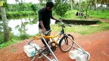 Il a essayé d'inventer une bicyclette flottante ! MDR