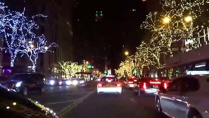 Beautiful Holiday lights on The Magnificant Mile in Chicago, IL