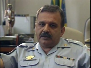 PARA REFLETIR: VIOLÊNCIA E ARMAS DE FOGO