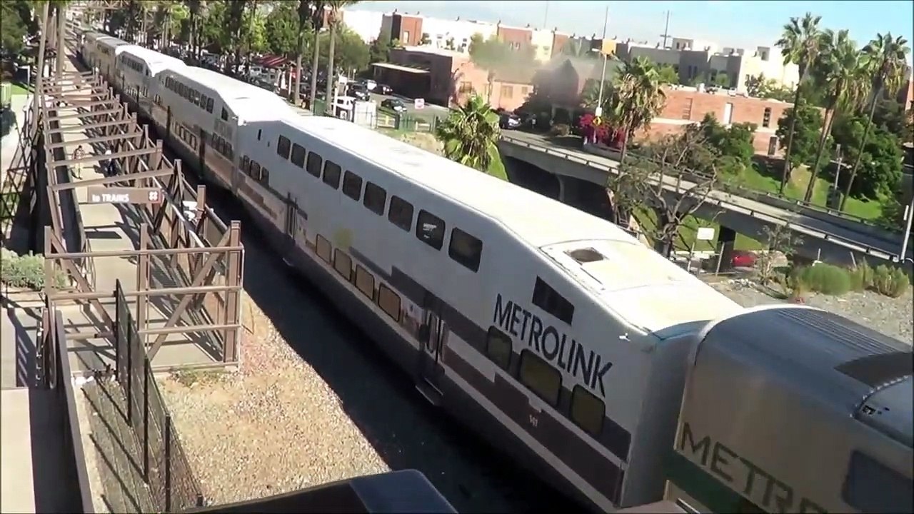 Railfanning Poinsettia Station- Coaster, BNSF and Amtrak action 10-21-09 (1)