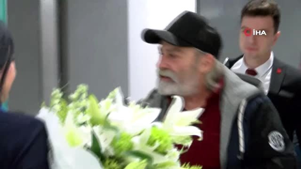 Emmy Ödüllü Haluk Bilginer İstanbul'a geldi
