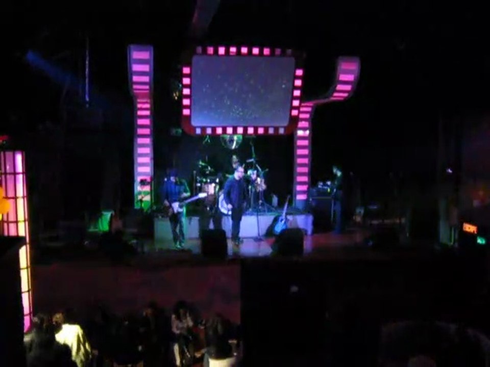 Eleven2 [Tributo a U2] - Until The End Of The World