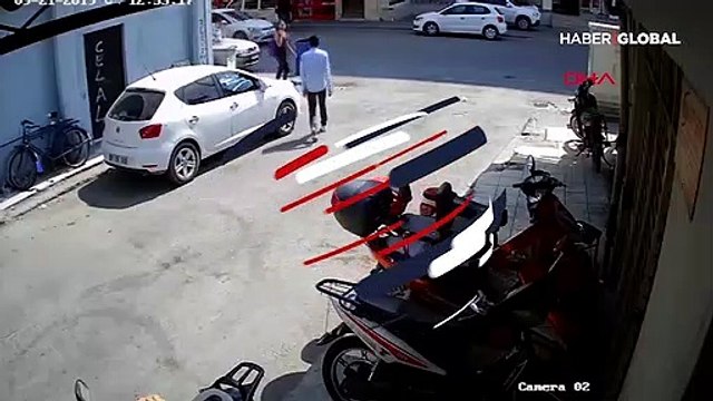 Kapkaç anı saniye saniye kamerada