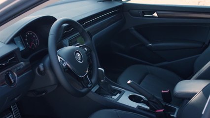2020 Volkswagen Passat SEL Premium in Reflex Silver Interior Design