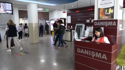 Karın ağrısı şikayetiyle geldi, karnından 4 kiloluk kitle çıktı