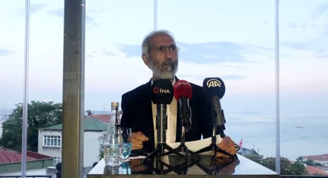 Öcalan'ın mektubunu okuyan Ali Kemal Özcan, üniversitedeki görevinden alındı