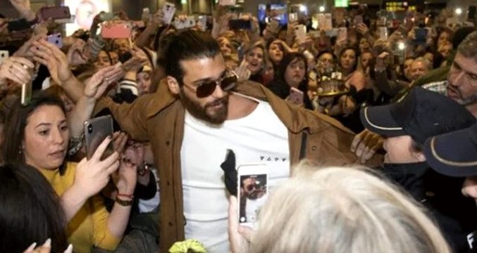 Can Yaman, Kıvanç Tatlıtuğ sorusuna verdiği cevapla dikkat çekti: Kıvanç satılmamış