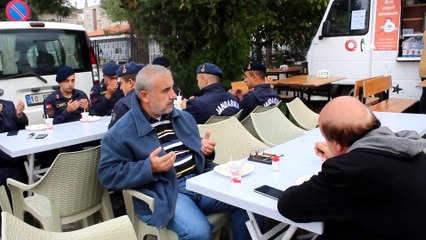 Görme engelli esnaftan Barış Pınarı Harekâtı'na anlamlı destek