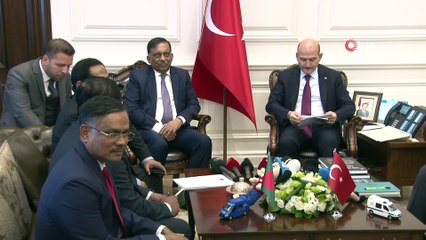 Tải video: İçişleri Bakanı Süleyman Soylu, Bangladeş İçişleri Bakanı Asaduzzaman Khan'ı kabul etti