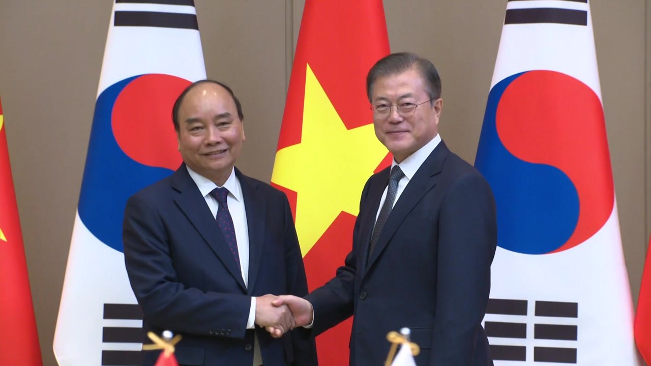 문 대통령 "베트남 산업국가 목표, 신남방정책과 시너지 기대" / YTN