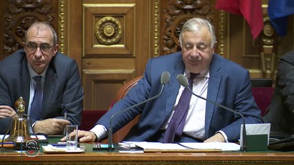 QAG - Catherine DEROCHE "Voilà deux ans que vous êtes en charge du dossier des retraites et nous n'y voyons toujours pas clair : où en êtes-vous exactement ?"