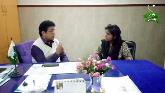 After Lahori Frog Karahi, Presents you Karachi Fried Locusts.