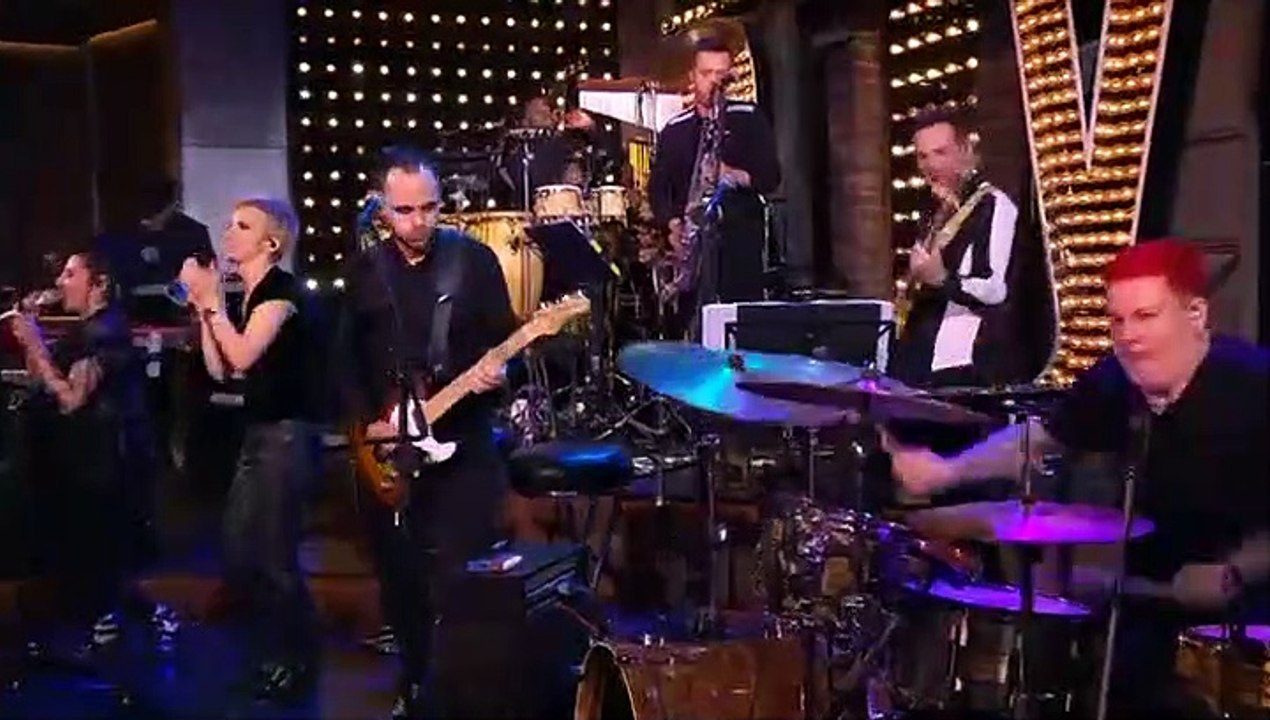 Вечерний Ургант. Юлия Хлынина и Александр Фокин 27.11.2019