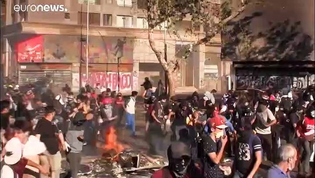 Правозащитники обвиняет полицию Чили