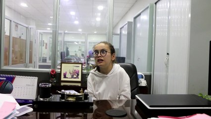 1.  Bassam, ancienne élève du lycée Lyautey à Casablanca