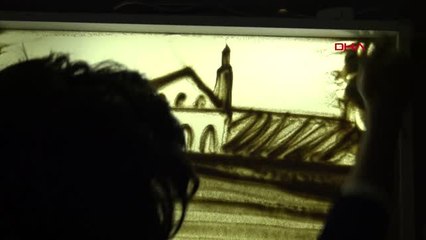 Diyarbakır azerbaycanlı hukuk öğrencisi, kum sanatını meslek edindi -