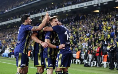 Fenerbahçe'de sakatlığı biten Vedat Muriqi, takımla birlikte antrenmanlara başladı