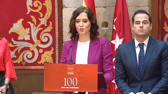 Diaz Ayuso sobre Vox: No estoy de acuerdo en estar gobernando gracias a ellos y luego unirme a otros partidos para ir contra ellos