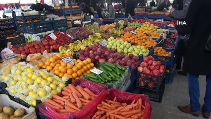 Semt Pazarlarının Gözdesi 'Karnabahar' ve 'Lahana' Oldu