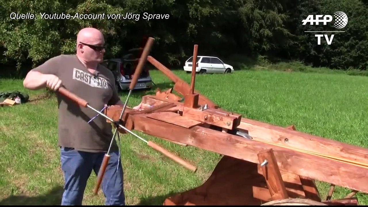 Schweres Geschütz: YouTuber kämpft gegen YouTube