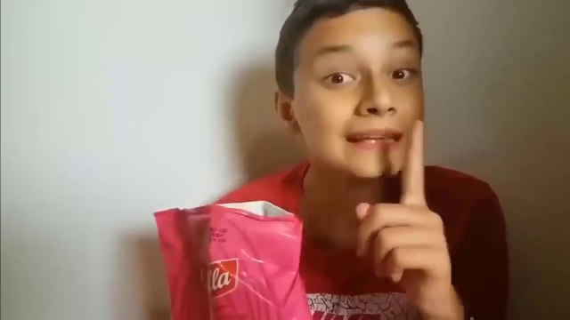 أطفال مضحك ضد شبح - جوني جوني أغاني الحضانة قافية وتعلم الألوان للأطفال - VLAD CRAZYSHOW - جوني جوني القوافي - الأطفال الحلوى Gombal - جوني جوني القوافي - ديانا لديها وحش أسفل سريرها - ديانا خائفة من الوحش الذي أسفل سريرها، لكن الوحش هو نفسه روما ويحاول إ