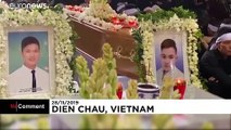 مراسم خاکسپاری دو جوان ویتنامی از سرنشینان «کامیون مرگ»