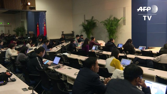 China ameaça EUA com represálias por promulgação de lei sobre Hong Kong