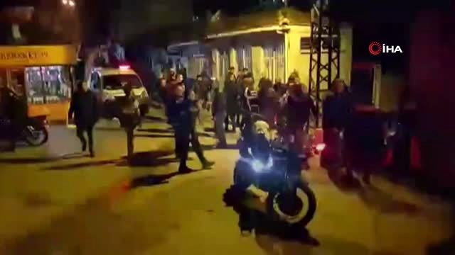 Şüpheli aracı kovalayan polis motosikleti kaza yaptı: 2 polis yaralı