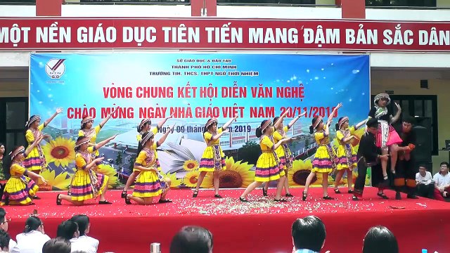 Để mị nói cho mà nghe - Lớp 12A10 Tp.HCM - Để mị nói cho mà nghe - Lớp 12A10 ...