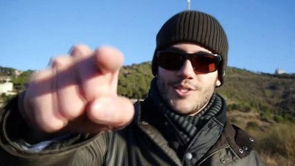 Tutorial: Cómo atraer a una mujer con tu mirada y tus gestos