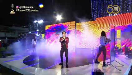 "La verdad te estoy extrañando más de 24 horas al día..." | Ren Kai en los Premios TC a la Música