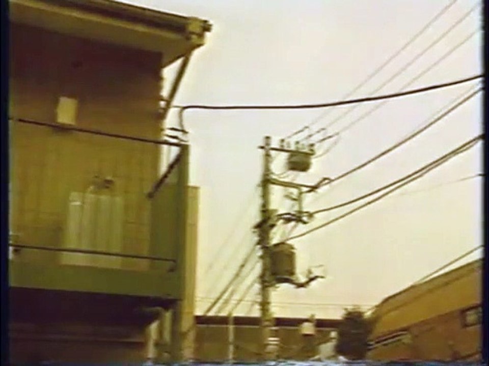 「おなかすいた」「寝ころべ！」