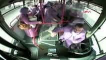 Erzincan'da özel halk otobüsü şoförü bebeğin hayatını kurtardı