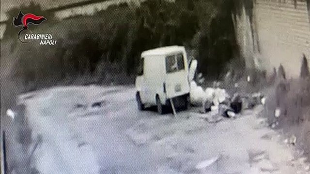 Qualiano (NA) - Filiera di sversamento illecito di rifiuti, 4 persone denunciate (29.11.19)