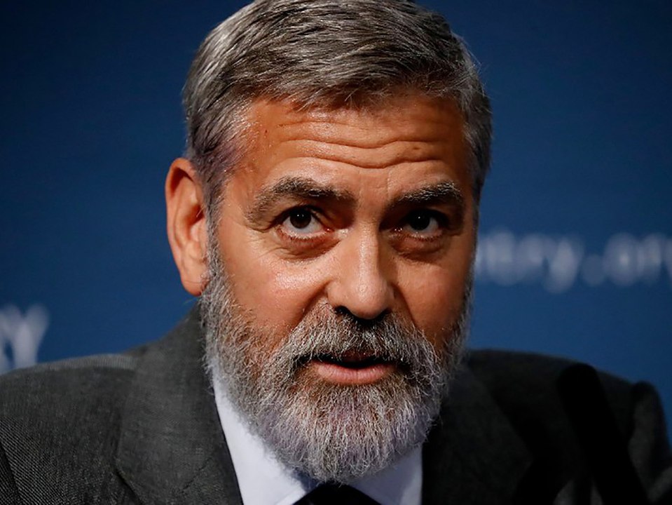 Mit nespresso-gehalt: george clooney spioniert ex-diktator aus