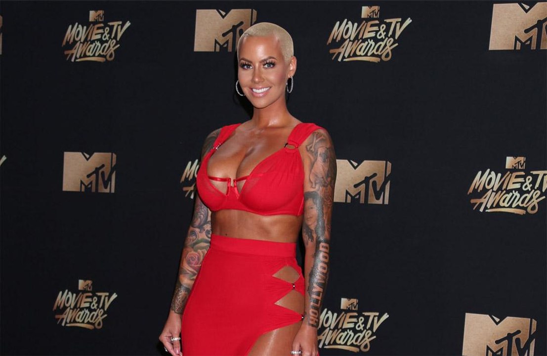 Amber Rose to undergo liposuction following son's birth