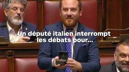 Un député a demandé sa copine en mariage en plein débat parlementaire