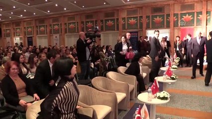 Vali Esengül Civelek, Turizm Zirvesi'ne katıldı