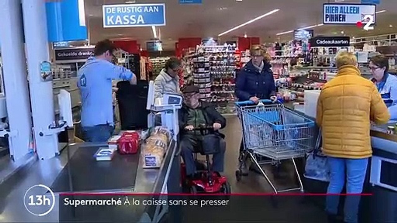 Pays-Bas : des caisses de supermarché destinées aux consommateurs qui ont le temps
