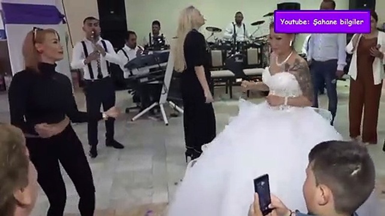 Gelini şoklatan taytlı