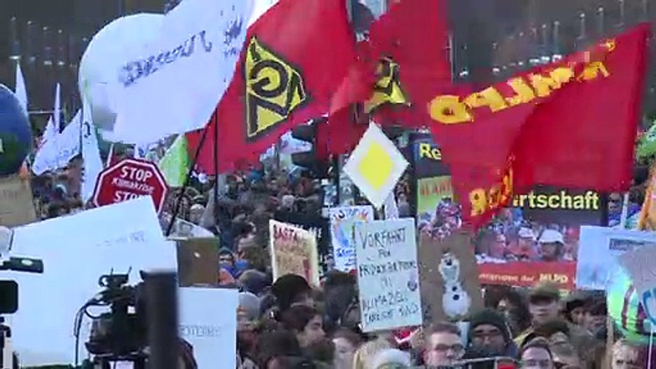 Fridays for Future: Hunderttausende gehen für das Klima auf die Straße