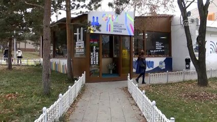 Üniversite öğrencilerine ücretsiz "çamaşırhane" hizmeti