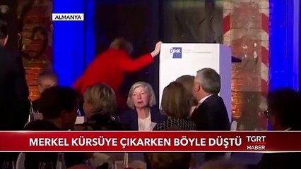 Almanya Şansölyesi Merkel Kürüye Çıkarken Böyle Düştü
