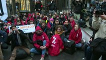 Protestas en Francia contra el consumismo del 'Black Friday'