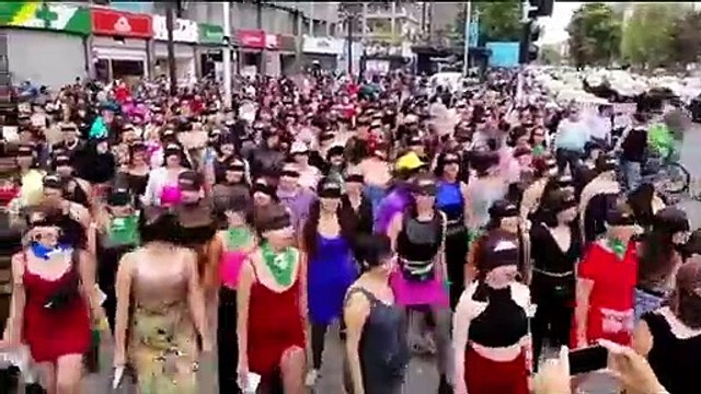 Şilili kadınların başlattığı protestolar tüm dünyaya yayılıyor: #LasTesis