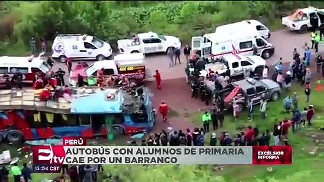 Mueren siete personas en Perú tras caer por un barranco un autobús