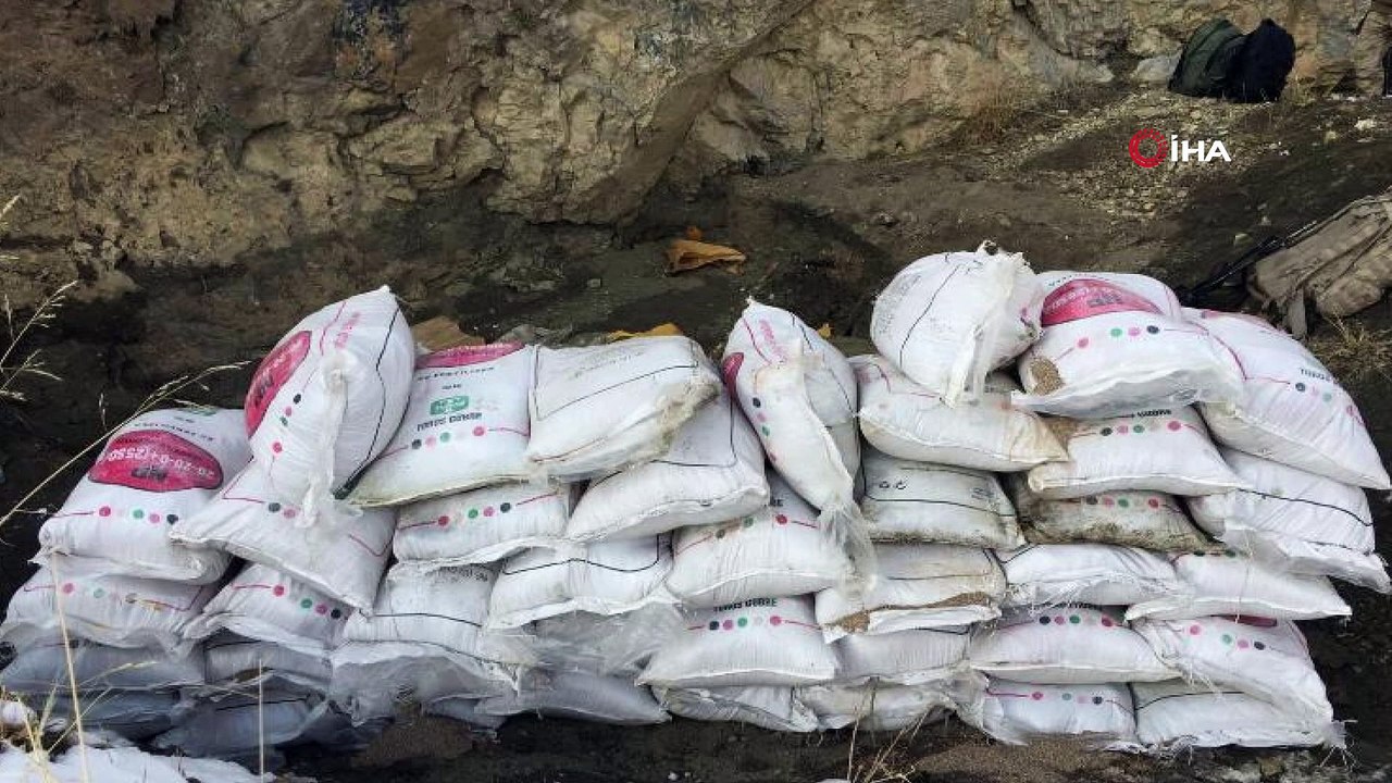 Van'da terör operasyonu... Bin litre benzin, 2 tonun üzerinde amonyum nitrat ve mühimmat ele geçirildi