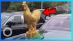 Pemilik Rolls-Royce ini ganti ornamen asli dengan patung emas ayam - TomoNews