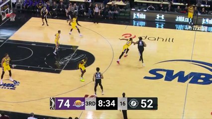 Gary Payton II gets the And-1